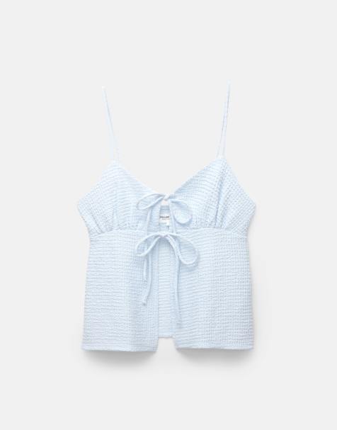 Pull&Bear – Riemchenoberteil in Blassblau mit Bindedetails - view 1