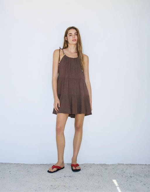 Pull&Bear - Robe à bretelles et empiècements - Marron, 4 de 4
