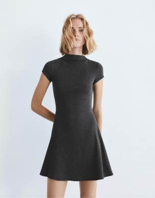 Pull & Bear - Robe courte à encolure montante - Gris chiné L