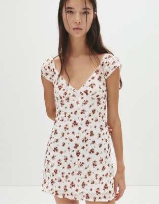 Robe courte texture  fleurs - Pull & bear - Modalova