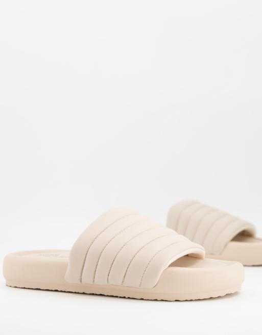 Pull&Bear – Robuste Slider in Ecru