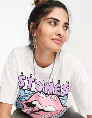 pull and bear barbie t shirt