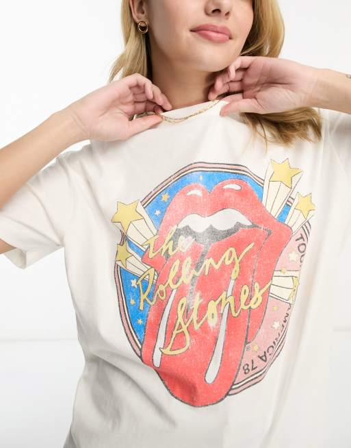 T shirt shop rolling stones