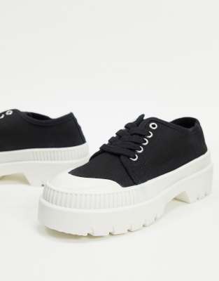 black flatform trainers