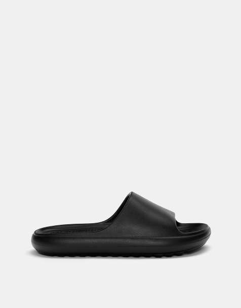 Pull&Bear rubberised sandals in black - view 1