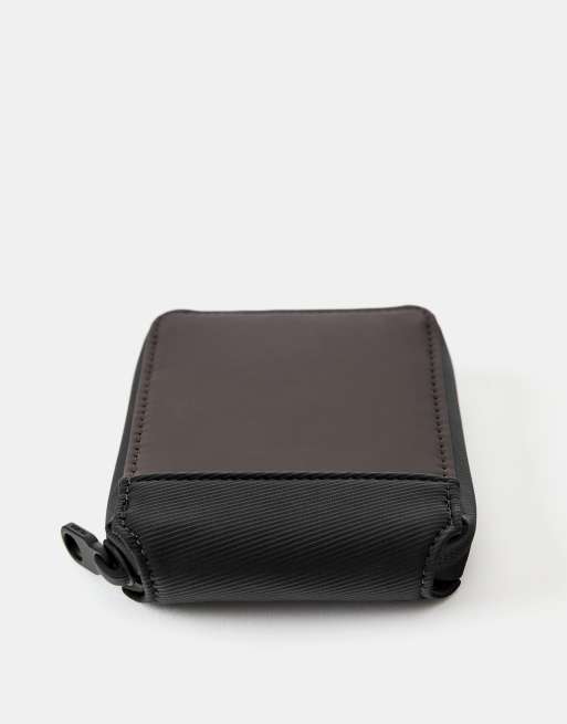 Pull&Bear Rubberised wallet in brown, 2 of 4
