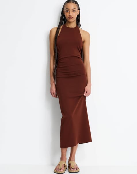 Pull&Bear – Rückenfreies Neckholder-Midikleid in Rot - view 1