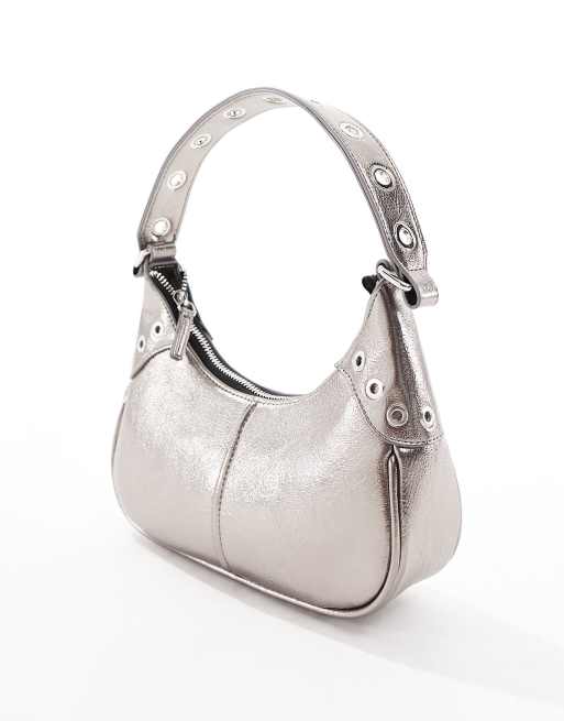 Pull&Bear – Runde silberfarbene Tasche mit Ösendetail, 3 von 4