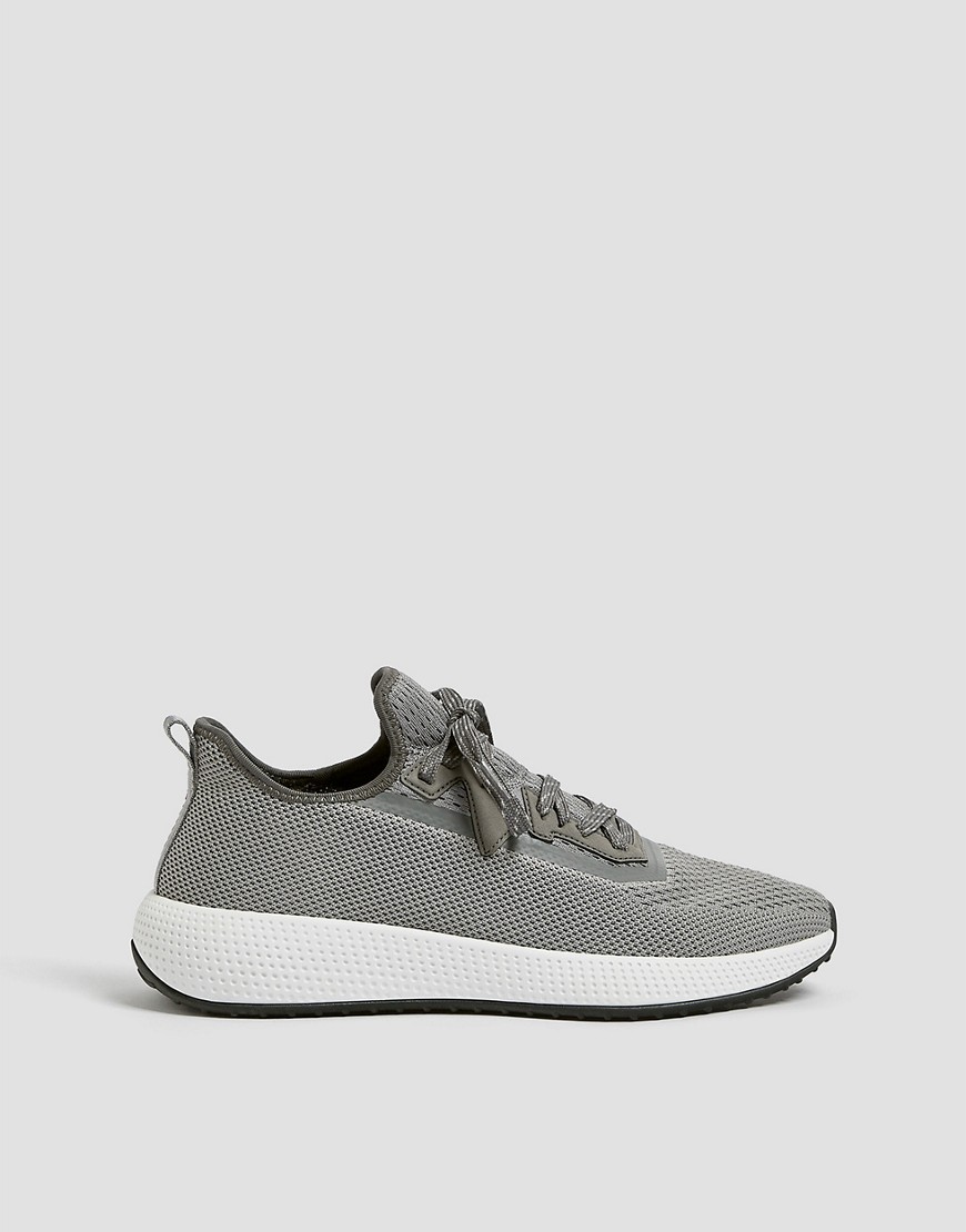 Pull & Bear running sneakers in gray-Grey