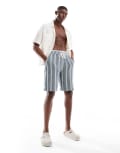 [Pull & Bear] Pull & Bear rustic pull on shorts in blue stripe XL BLUE