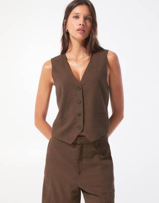 Pull & Bear Rustic Waistcoat In Brown