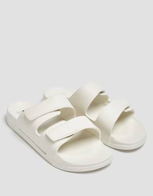 Pull&Bear sandal in white - ASOS Price Checker