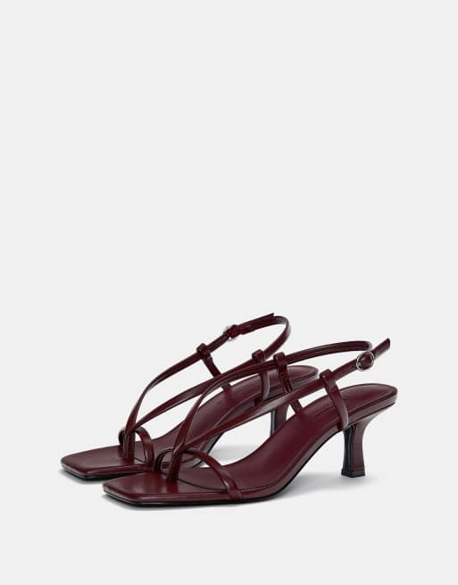 Pull&Bear - Sandalen met hak en bandjes in kastanje