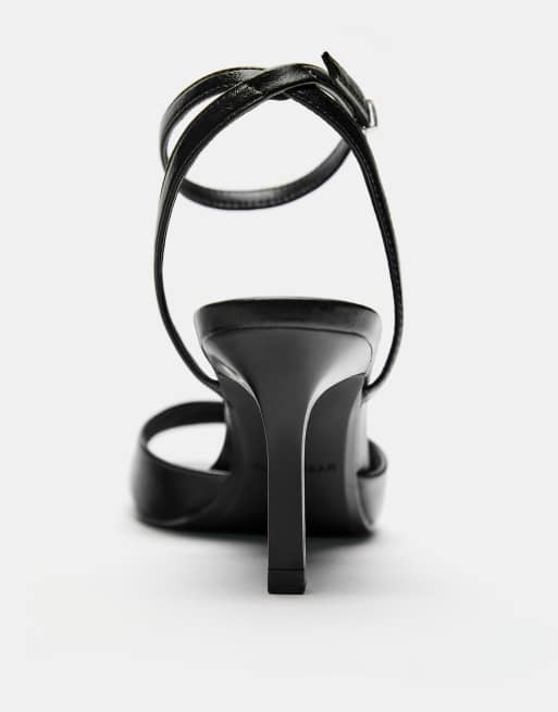 Pull&Bear - Sandalen met hak in zwart, 3 van 4
