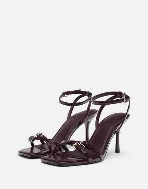 Pull&Bear - Sandalen met hakken en gespen in bruin - view 1