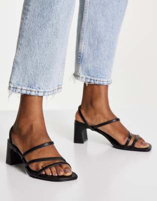 Pull&Bear - Sandales à lanières avec talon carré mi-haut - Noir