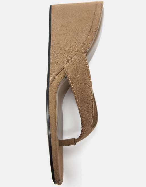 Pull&Bear - Sandales compensées à entre-doigts - Sable, 2 de 4