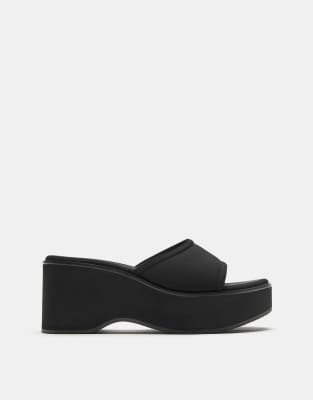 Pull & Bear - Sandales mules à semelle plateforme chunky - Noir