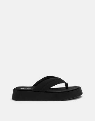 Pull&Bear - Sandales plates chunky - Noir - view 1