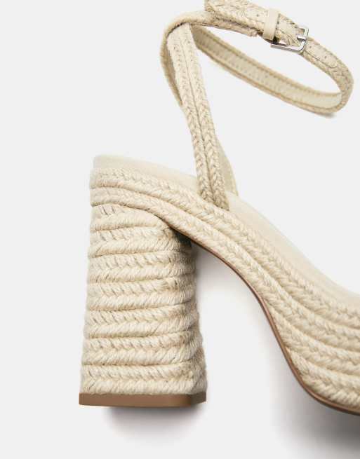 Pull&Bear – Sandaletten in Cremeweiß mit Plateausohle und hohem Absatz, 3 von 4