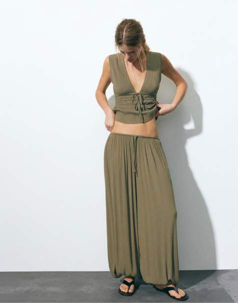 Pull&Bear – Sarouel – Hose aus Kreppstoff in Grün - view 1