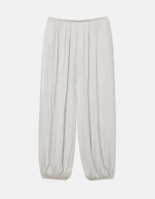 Pull&Bear Satin sarouel trousers in pale grey, 5 of 7