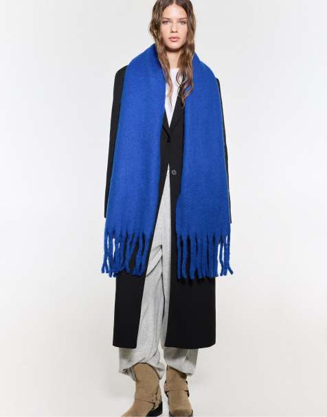 Pull&Bear – Schal in Mohair-Optik in Electric-Blau - view 1