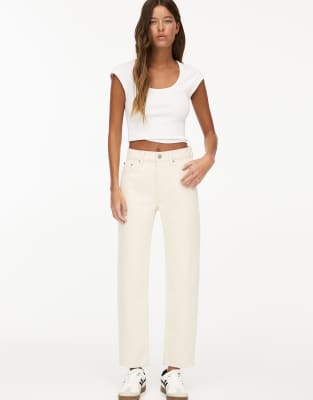 Pull & Bear - Schlichte Mom-Jeans in Sandbeige-Neutral