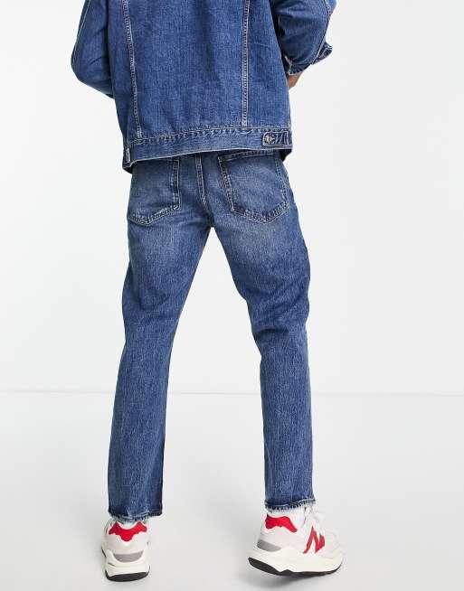 Pull&Bear – Schmal geschnittene Jeans im Stil der 90er in Blau, 4 von 4