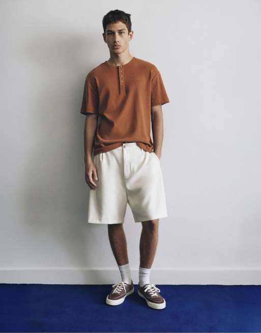 Pull&Bear – Schmales Henley-T-Shirt in Braun, 4 von 4