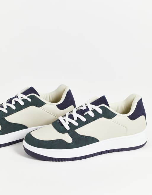 Pull&Bear – Schnürsneaker in Grün im Stil der 90er