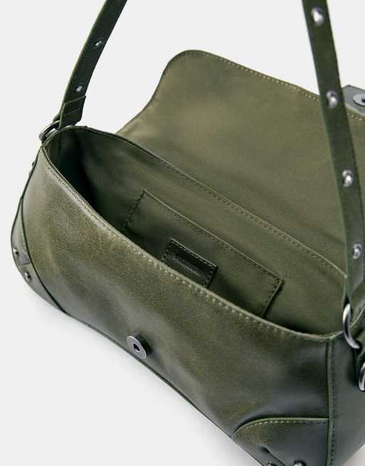 Pull&Bear Schultertasche aus Wildleder mit Schnalle in Khaki, 4 von 4
