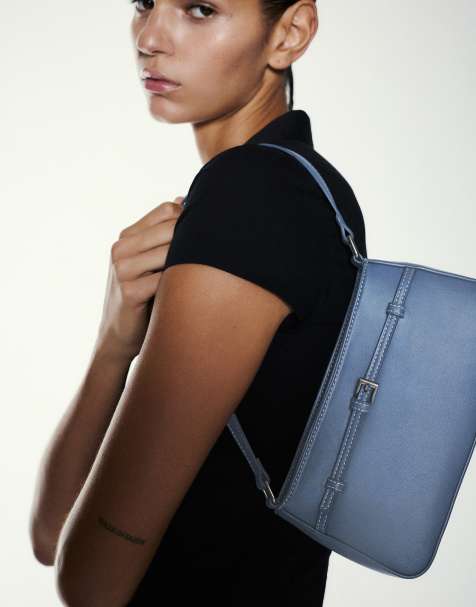 Pull&Bear Schultertasche mit Schnalle in Blau - view 1