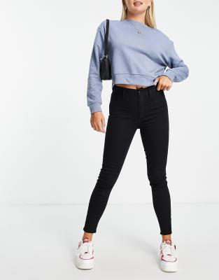 Pull & Bear - Sehr enge Basic-Jeans mit hohem Bund in Schwarz