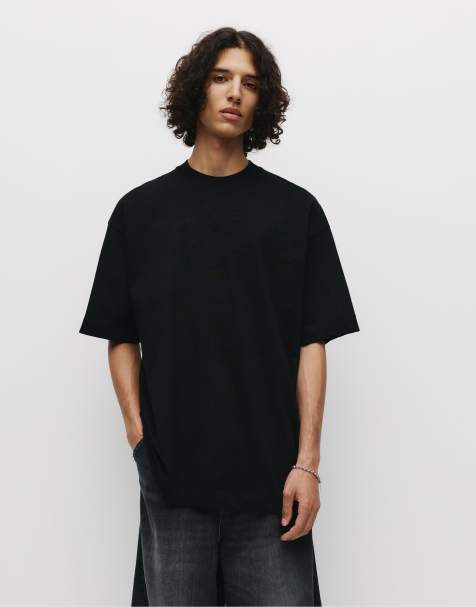 Pull&Bear – Sehr lockeres T-Shirt in Schwarz - view 1