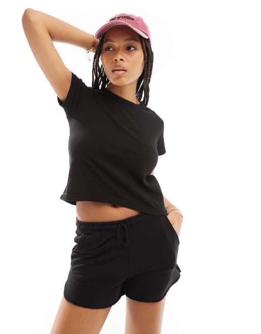 Pull&Bear - Set con T-shirt e pantaloncini in jersey nero