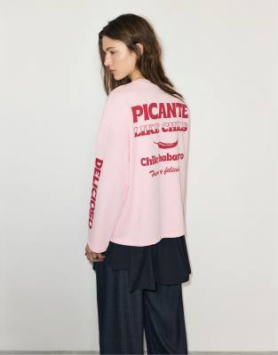 Pull & Bear - Shirt in Rosa mit „Hot Chilli"-Grafikprint