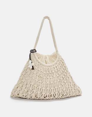 Pull & Bear - Shopper in Ecru mit Häkeldesign und Verzierung-Weiß