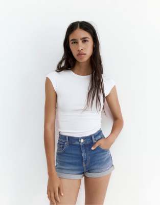 Pull & Bear - Short en jean à taille mi-haute - Bleu moyen 44