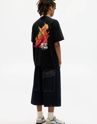 Pull & Bear Short Sleeve Chili Pepper Graphic T-shirt