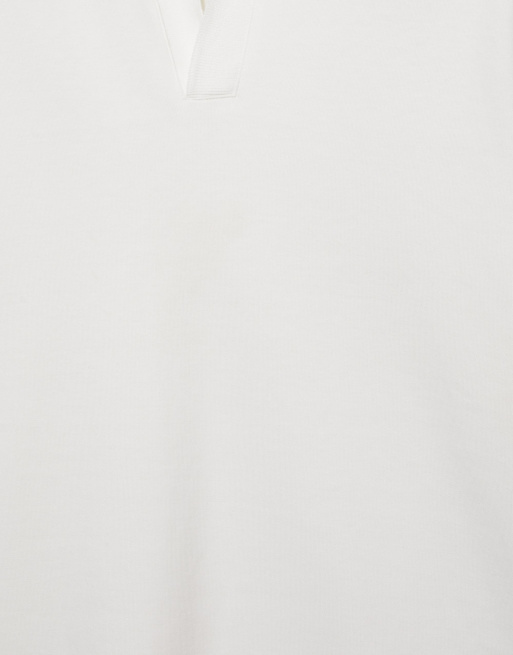 Pull&Bear Short sleeve interlock polo shirt in off white, 7 of 7