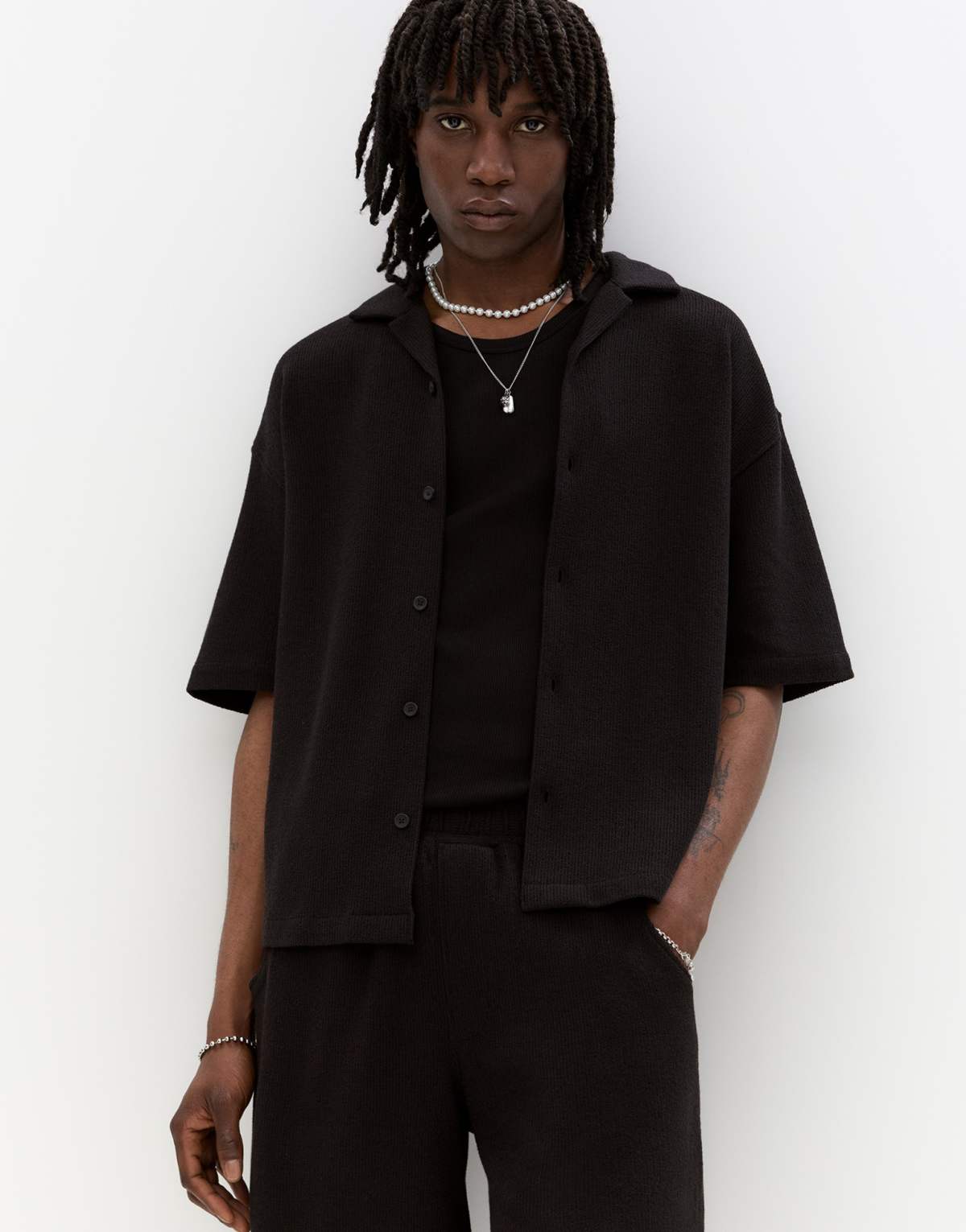 Pull&Bear short sleeve rustic shirt in black