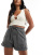 Thumbnail 1 van 5