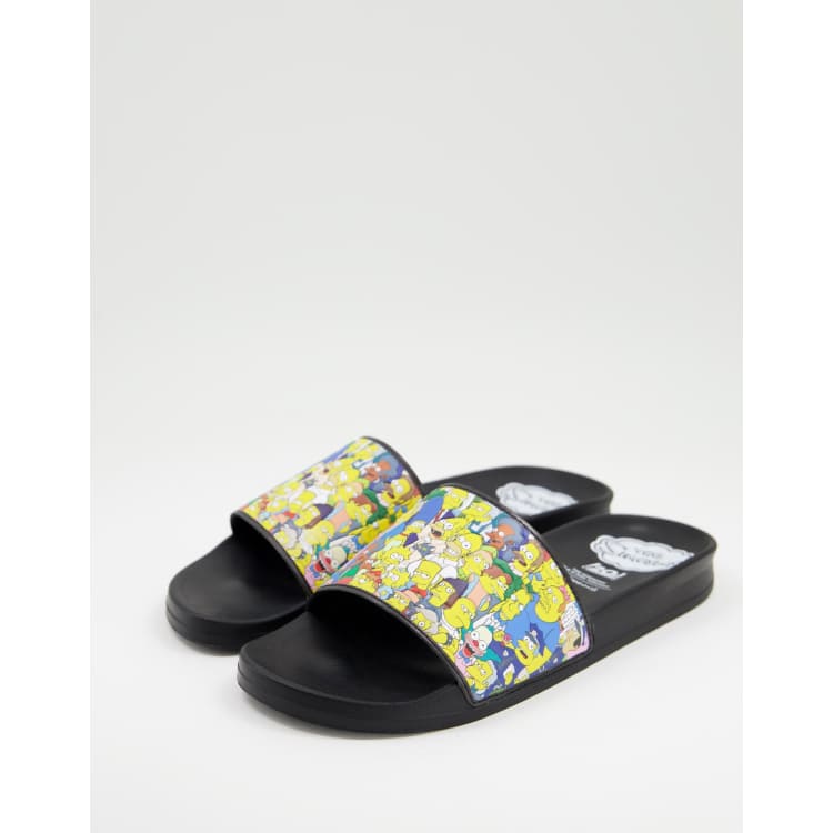 Pull&Bear Simpsons printed slider in black | ASOS