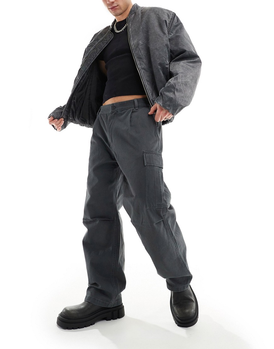 Pull & Bear skater cargo trouser in dark grey-Black