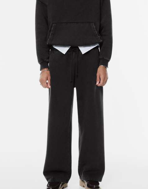 Pull&Bear Skater tracksuit bottoms in black - view 1