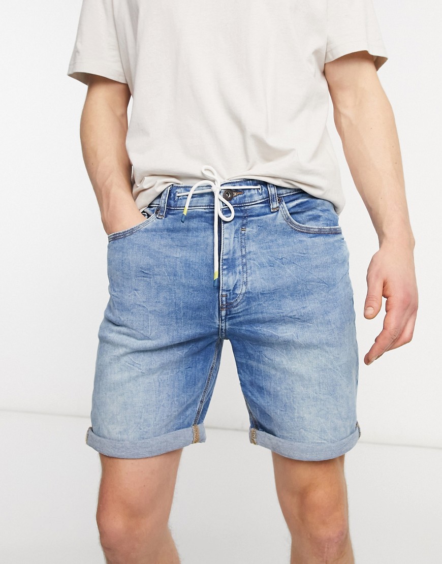 Pull & Bear skinny fit shorts in washed blue-Blues