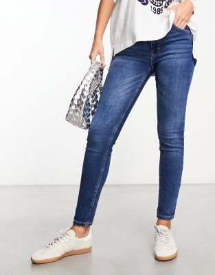 Pull & Bear - Skinny-Jeans in Dunkelblau mit mittelhohem Bund