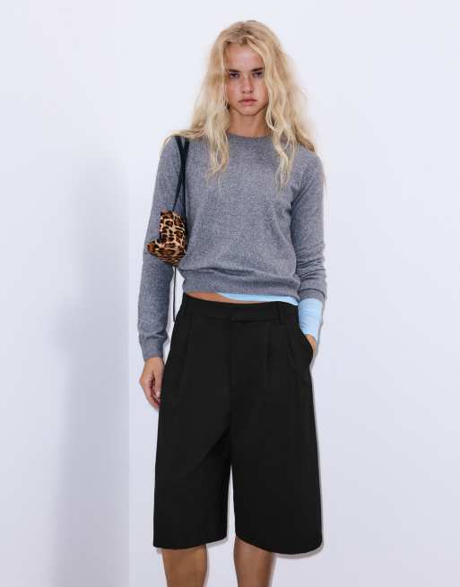Pull&Bear skræddersyede bermudashorts med læg i sort, 2 af 7