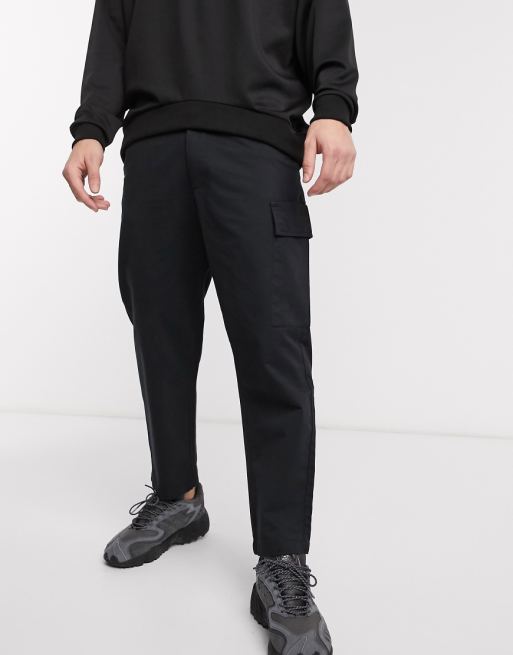 Pull&Bear slim fit chinos with pockets in black | ASOS